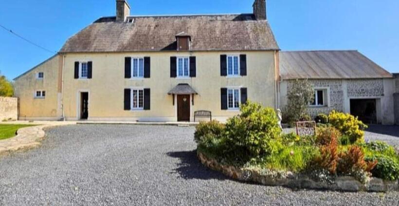 بنسيون La Chevrie