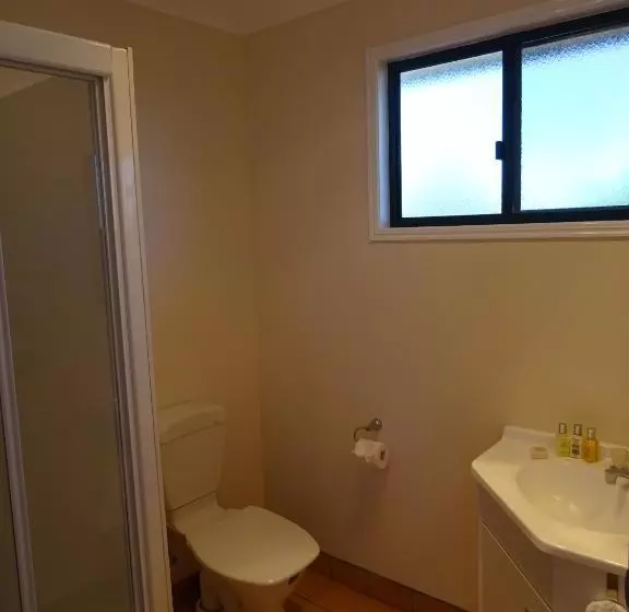 Aamiaismajoitus (B&B) Redgate Country Cottages