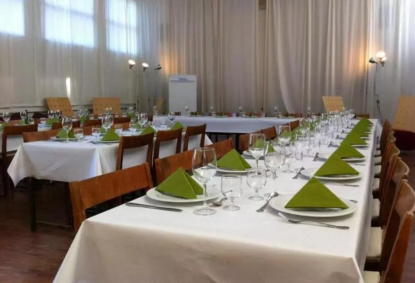 Trehörna Hotell & Konferens