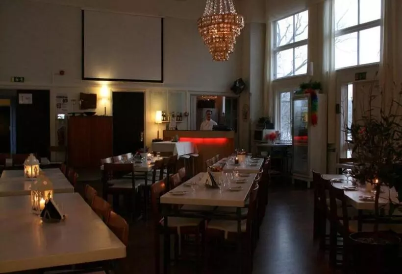 Trehörna Hotell & Konferens