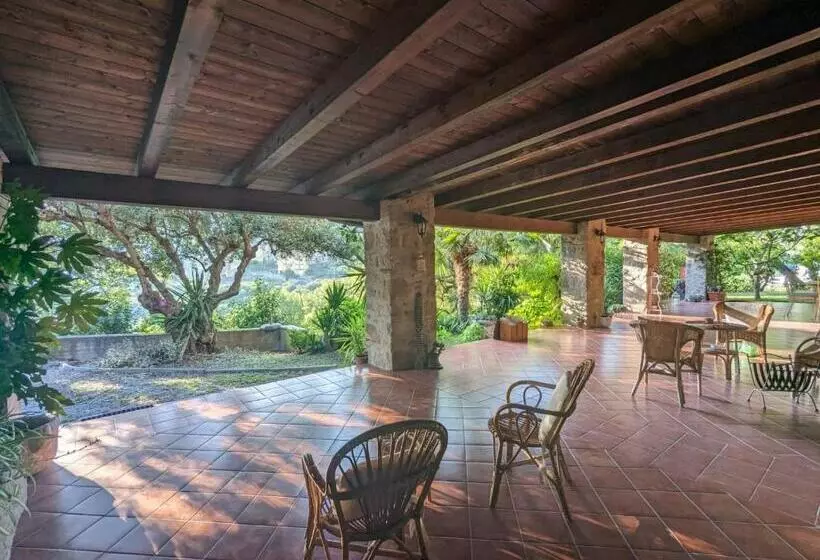 Aamiaismajoitus (B&B) La Casa Di Lidia