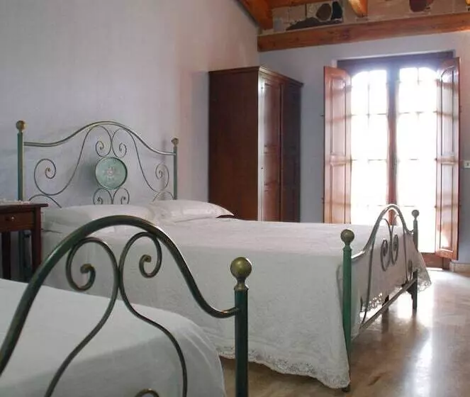 ベッドアンドブレックファースト Sa Crannaccia