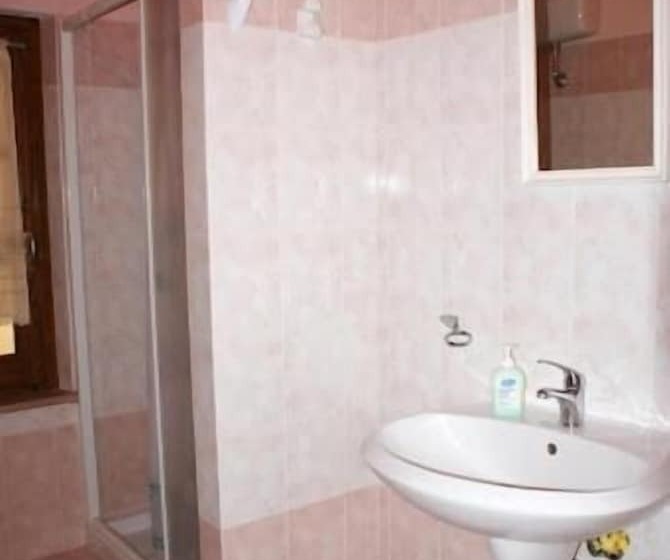 ベッドアンドブレックファースト Sa Crannaccia