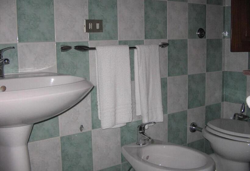 ベッドアンドブレックファースト Sa Crannaccia