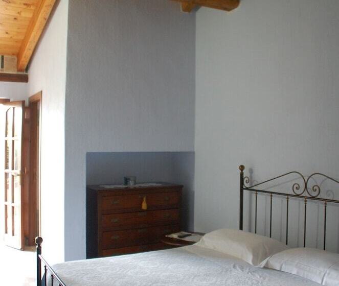 ベッドアンドブレックファースト Sa Crannaccia