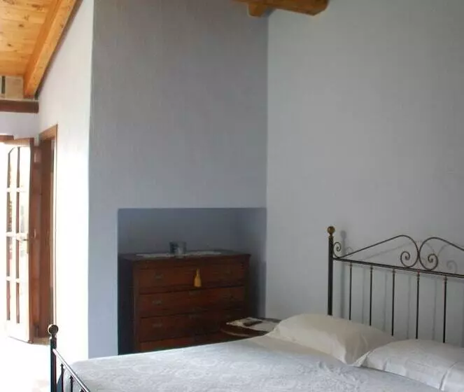 ベッドアンドブレックファースト Sa Crannaccia