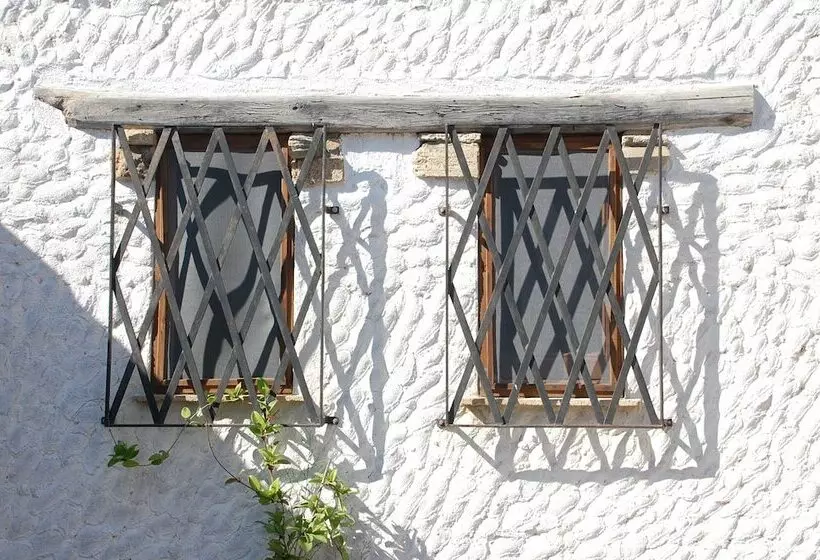 ベッドアンドブレックファースト Sa Crannaccia