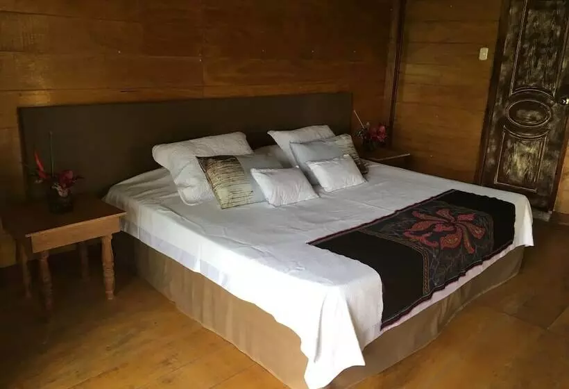 Hotelli Amazon Garden Ecolodge