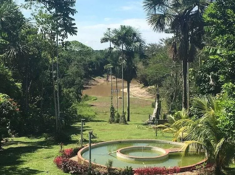 Hotelli Amazon Garden Ecolodge