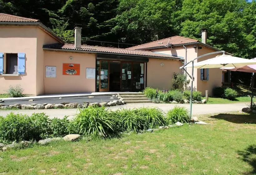 Hotelli Camping Le Ceytrou