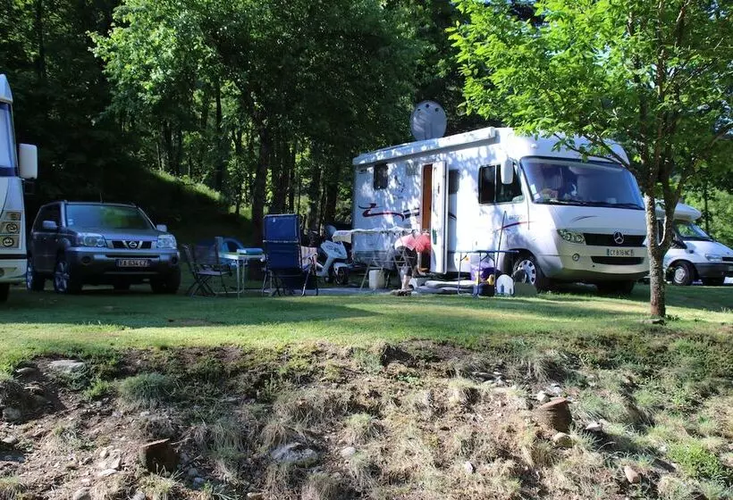 Hotelli Camping Le Ceytrou