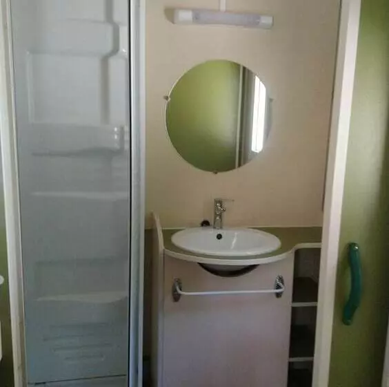 Hotelli Camping Le Ceytrou