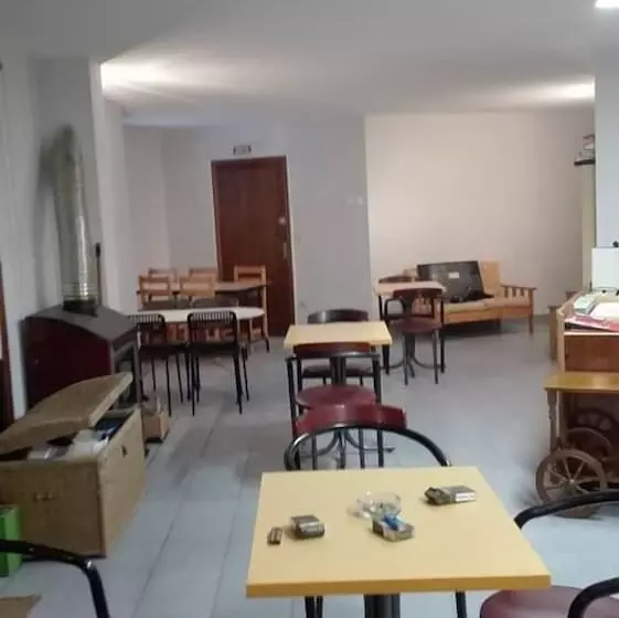 Hotelli Camping Le Ceytrou