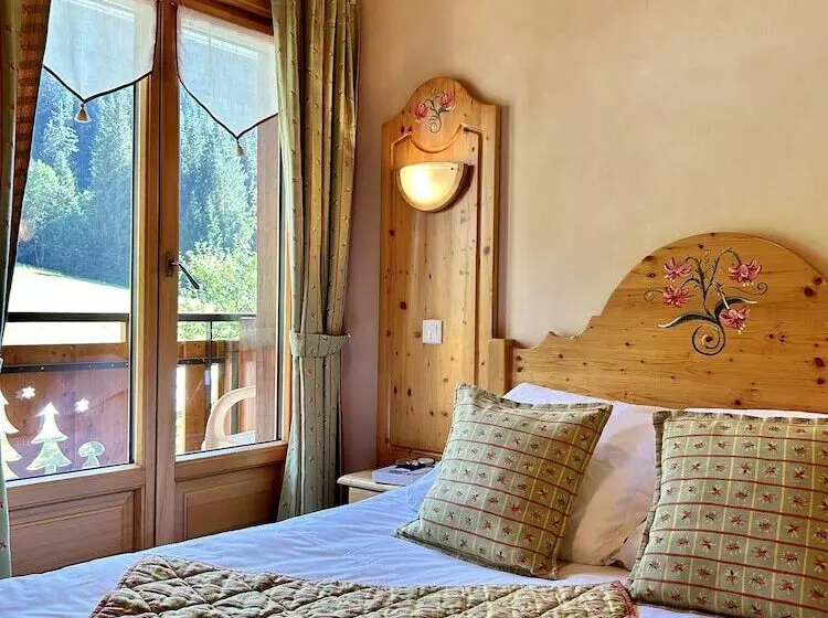 Hotelli Hameau Des Prodains   Hôtel