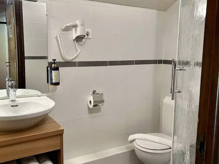 Hotelli Hameau Des Prodains   Hôtel