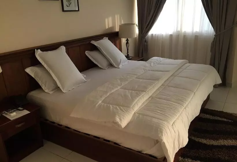 Hotelli Karela Beach Resort