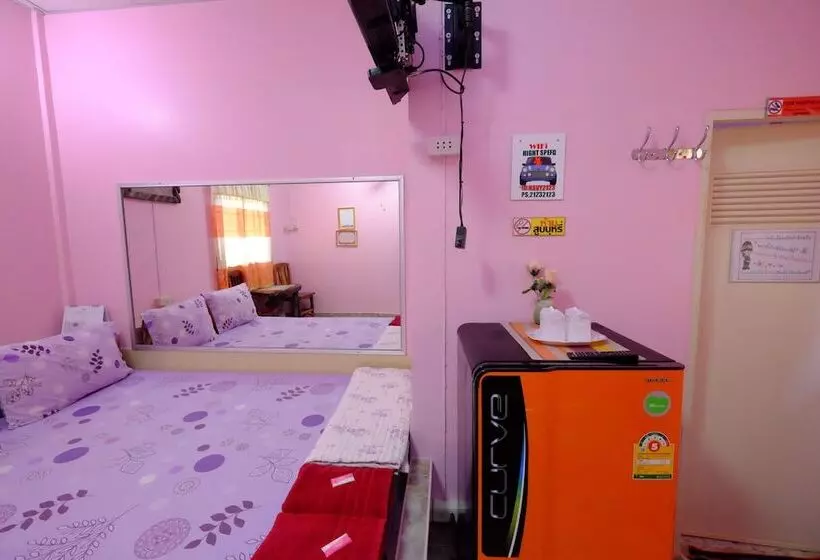 Hotelli Pasak Resort Sawang Dandin