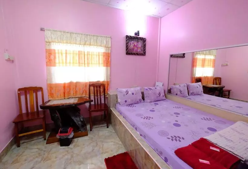 Hotelli Pasak Resort Sawang Dandin