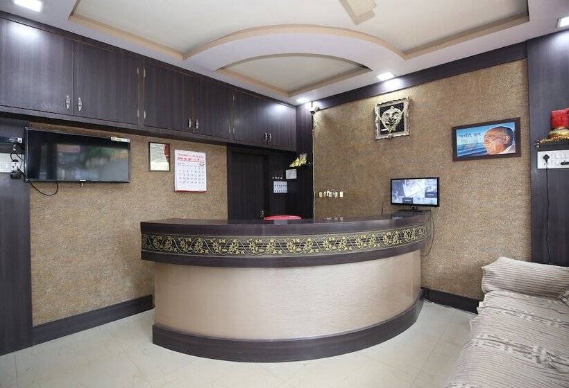 בית מלון כפרי Shree Uttam Palace Katni