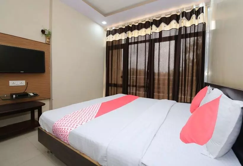 Hotelli Shree Uttam Palace Katni