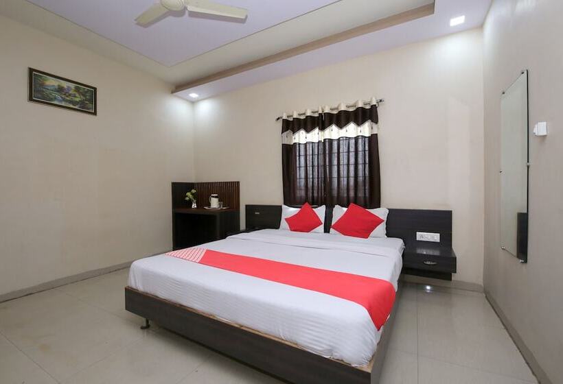 酒店 Shree Uttam Palace Katni