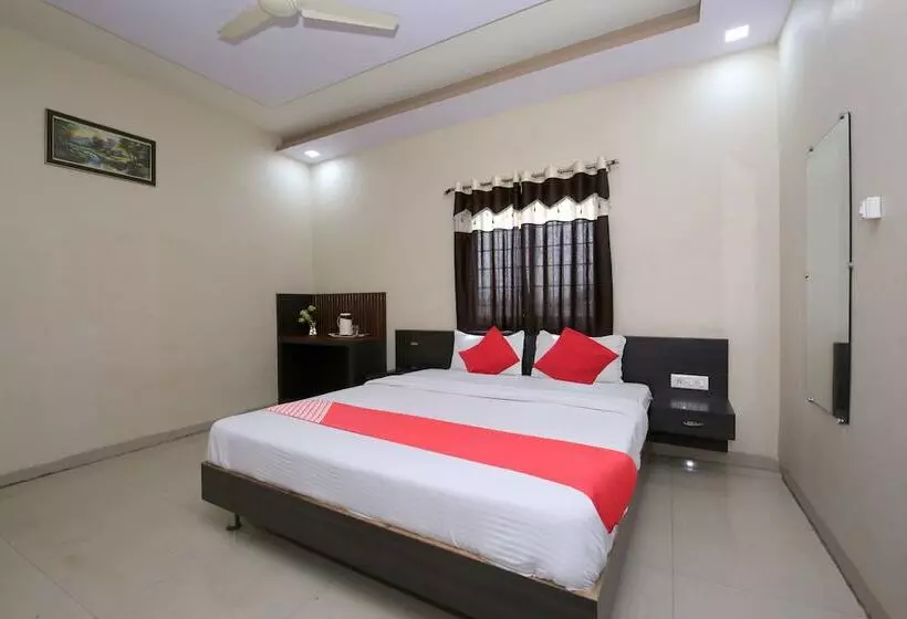 Hotelli Shree Uttam Palace Katni