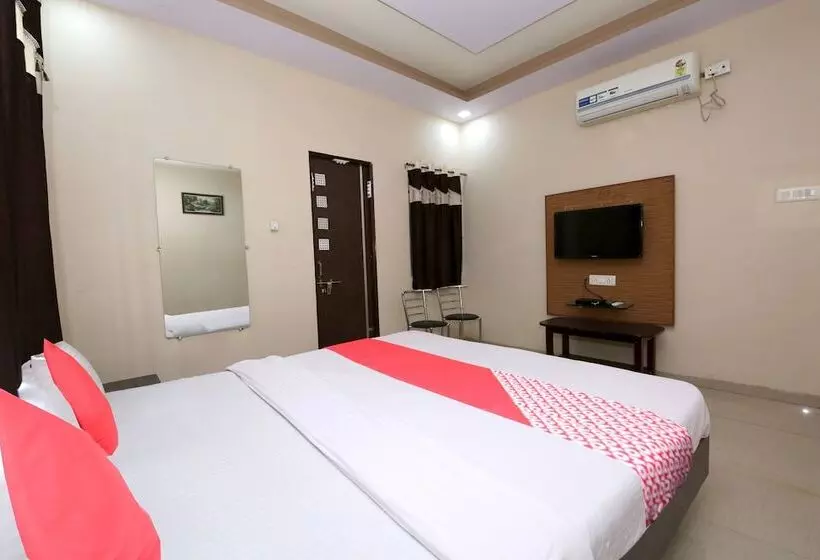 Hotelli Shree Uttam Palace Katni