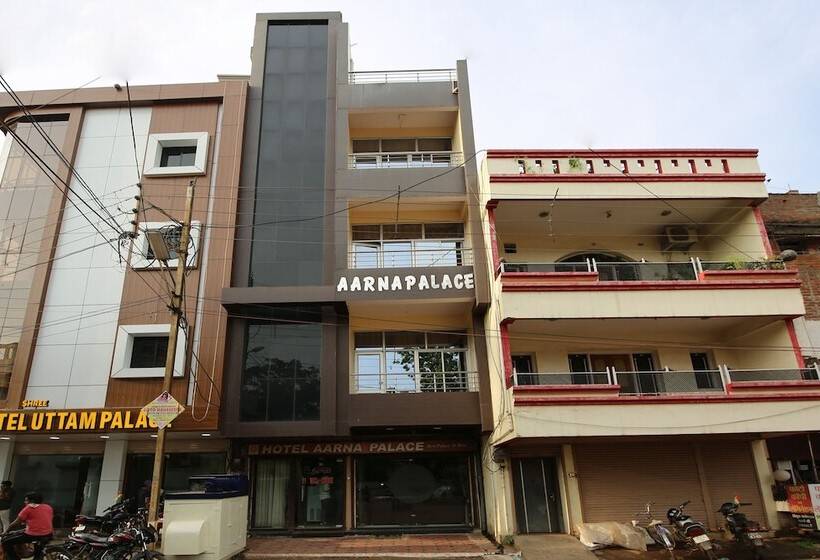 호텔 Shree Uttam Palace Katni