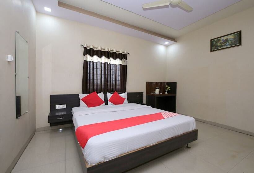 酒店 Shree Uttam Palace Katni