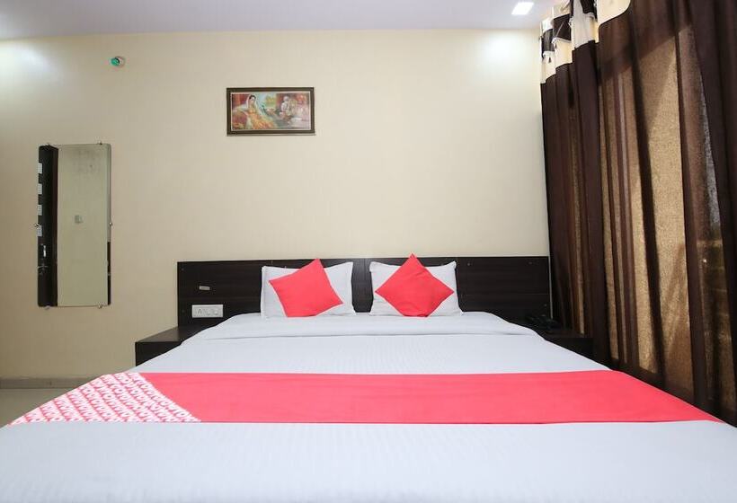 酒店 Shree Uttam Palace Katni