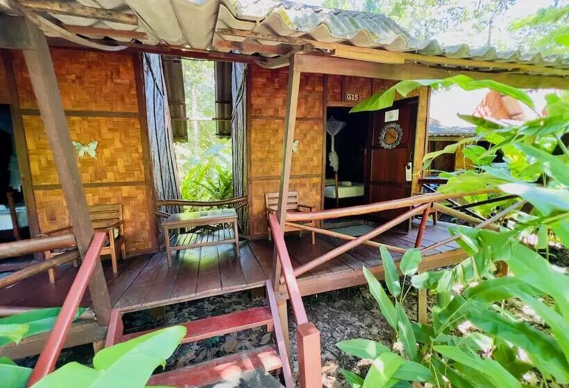 Hotelli Springriver Resort