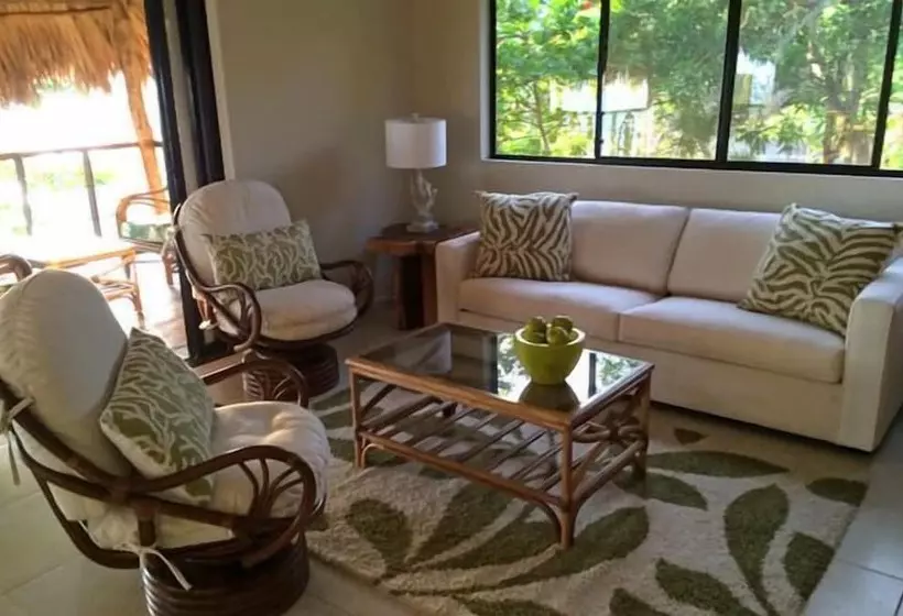 Paraiso Escondido Hotel Villas & Resort