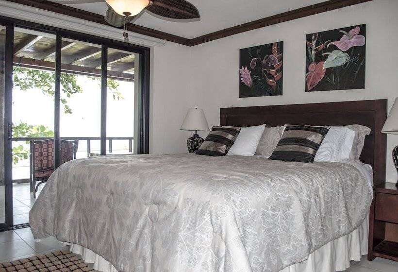 Paraiso Escondido Hotel Villas & Resort