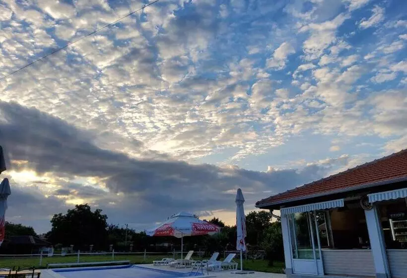 پانسیون Guest House Ongal