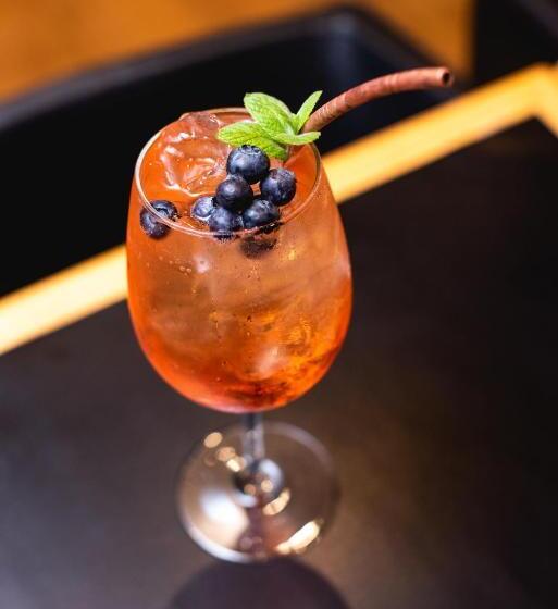 צימר Alto Melimoyu Hotel & Patagonia