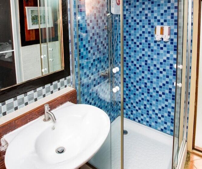 هتل Prew Lom Chom Nam