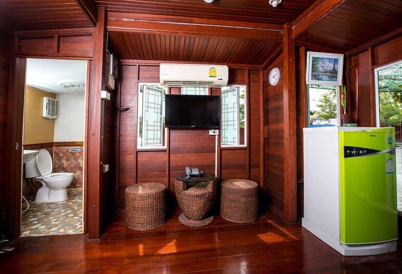 هتل Prew Lom Chom Nam