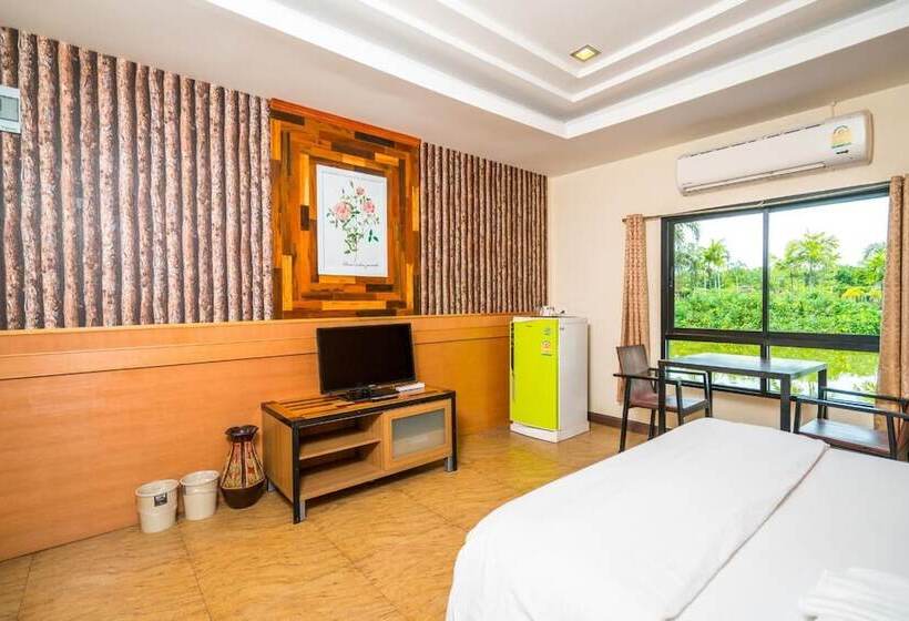 هتل Prew Lom Chom Nam