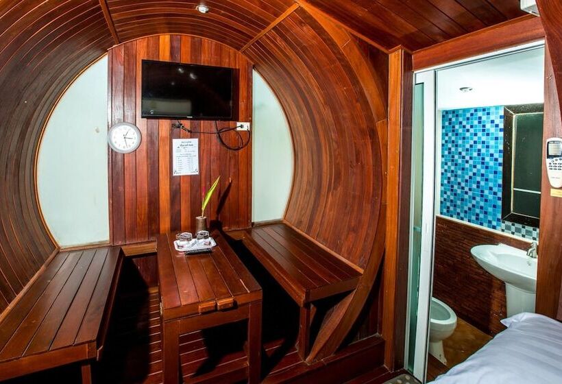 هتل Prew Lom Chom Nam