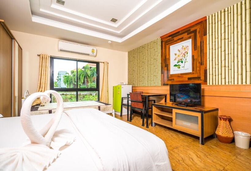 هتل Prew Lom Chom Nam