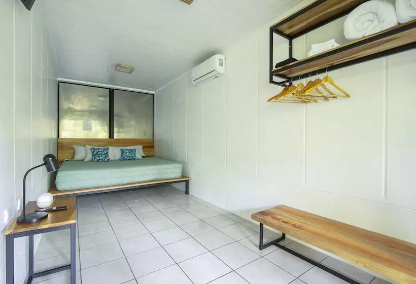 Maaseutuhotelli Eden Organic Farm & Bungalows