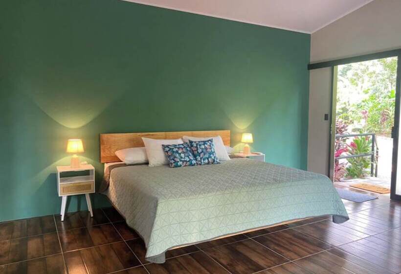 בית מלון כפרי Eden Organic Farm & Bungalows