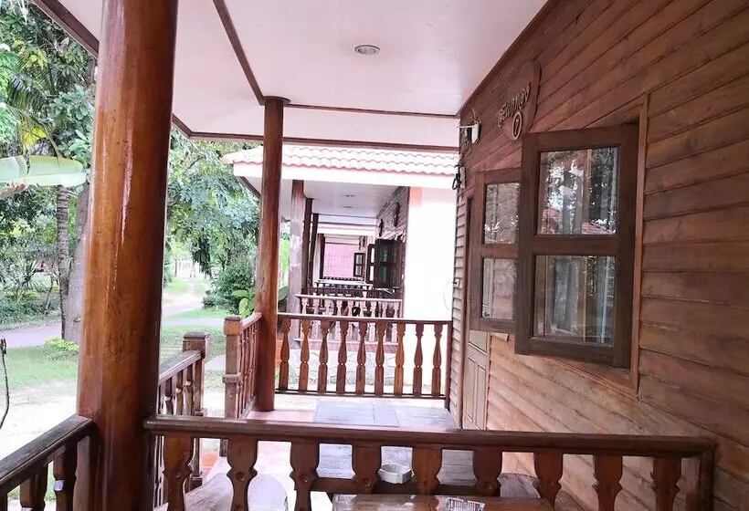 Hotelli Sakaetong Resort