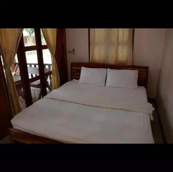 Hotelli Sakaetong Resort