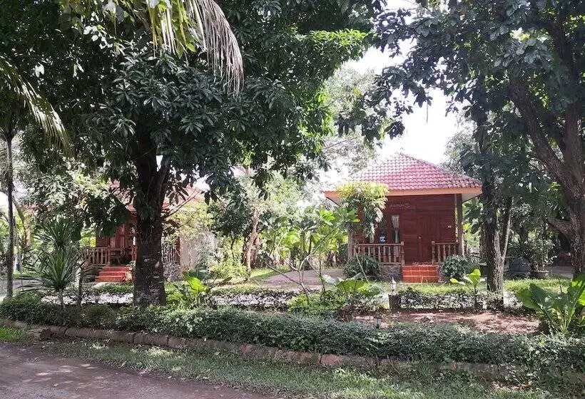 Hotelli Sakaetong Resort