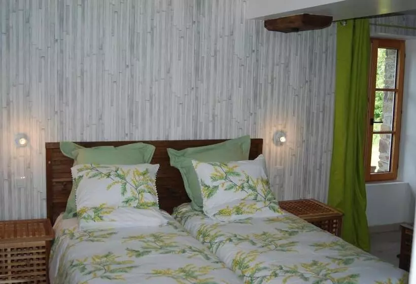 Majatalo Le Manoir Du Butel