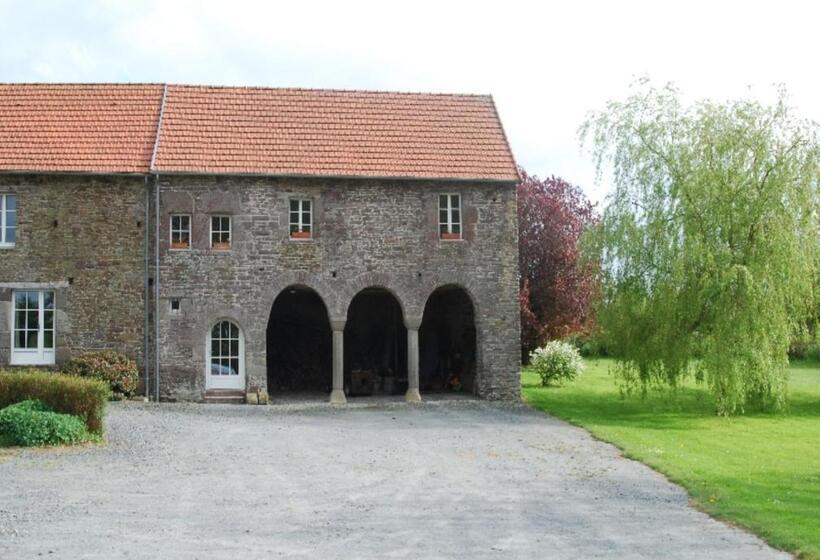 ペンション Le Manoir Du Butel