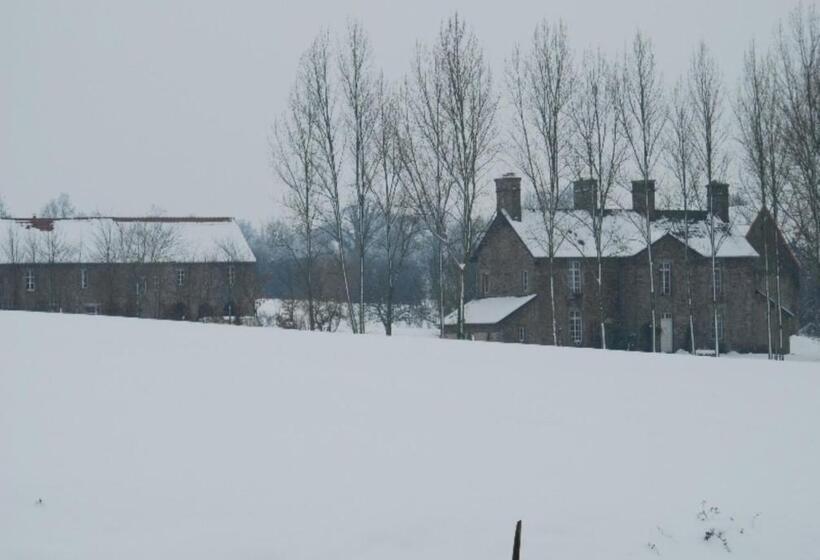 ペンション Le Manoir Du Butel