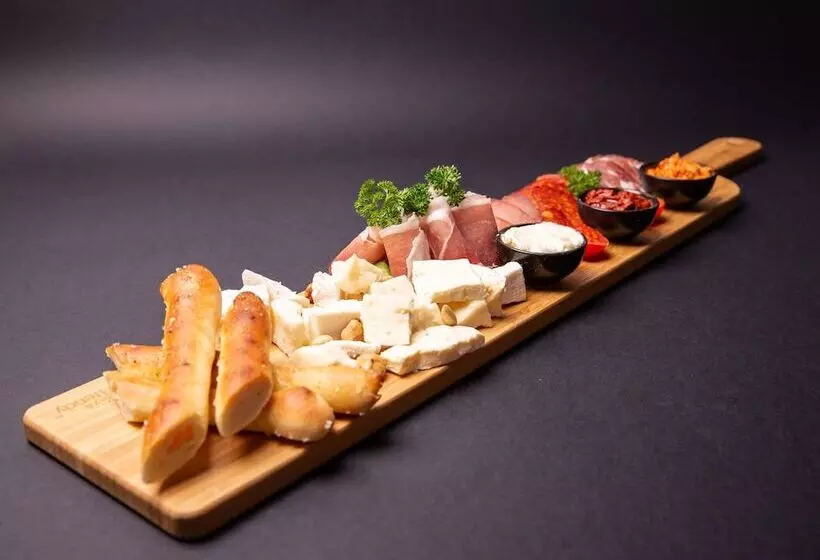 هتل Avangarda Suites