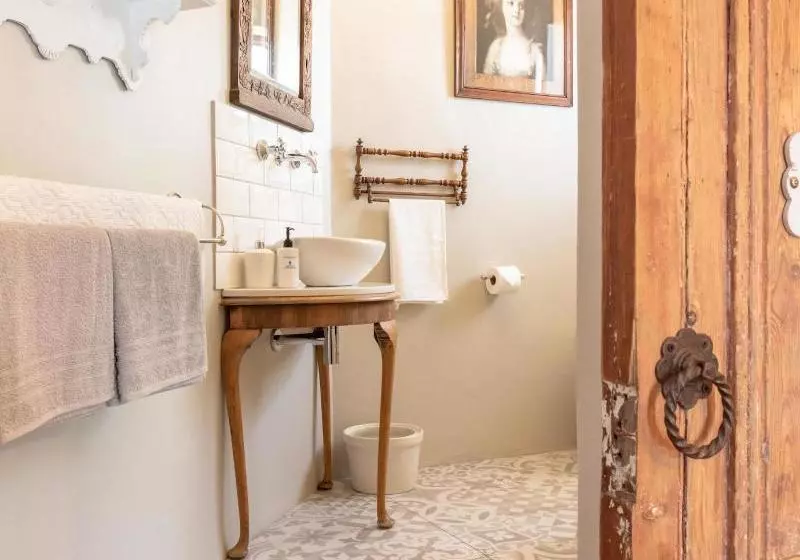 Hotelli Domaine Du Cap Guest House